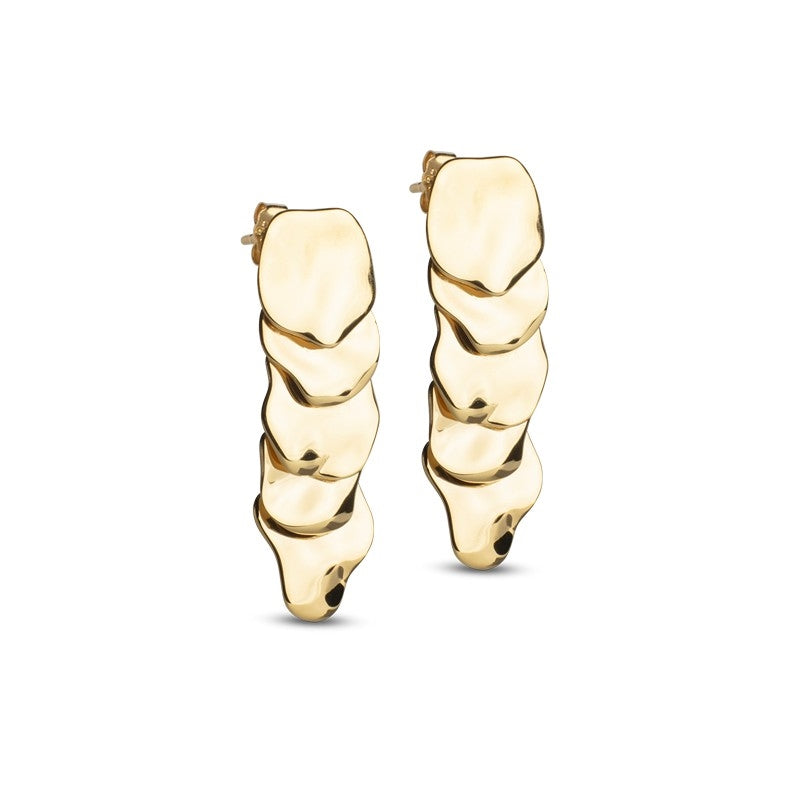 Sahara øreringe i 18 karat forgyldt sølv fra Enamel Copenhagen med markant, bred og aflang form (37 x 12 mm).