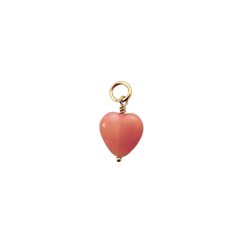French Heart vedhæng fra Pico Copenhagen i 24 karat guldbelagt messing med koralglas, 11x21 mm.