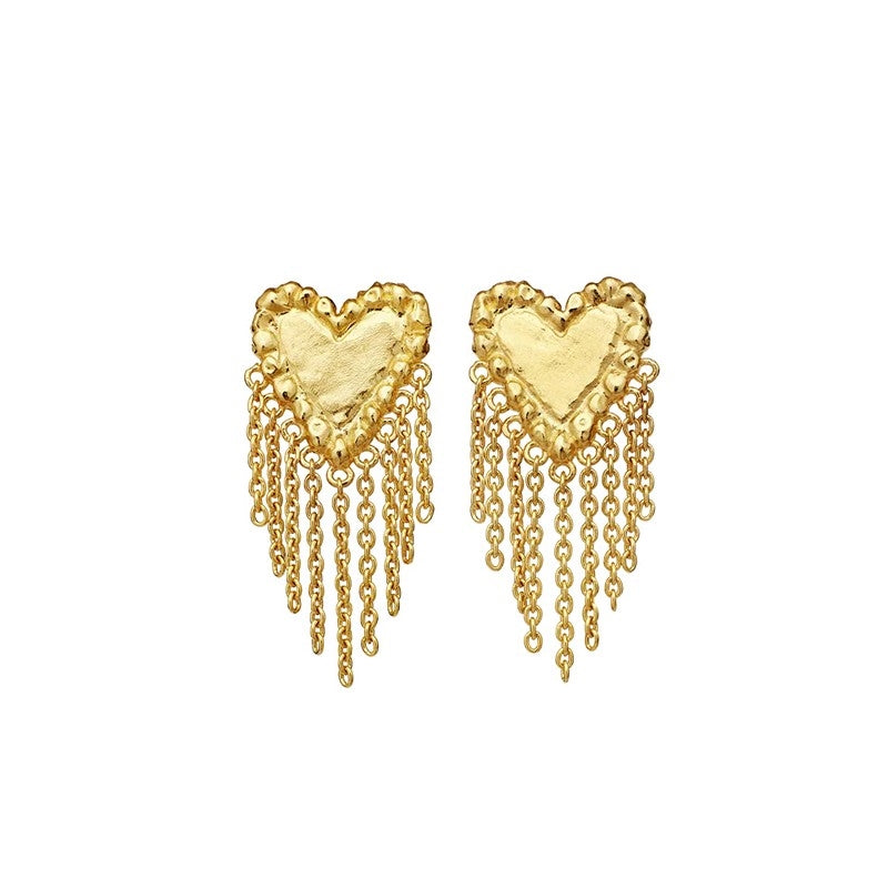 Giulietta hjerteøreringe i forgyldt sølv med organisk overflade og hængende kæder fra Maanesten, Rebel Hearts kollektion.
