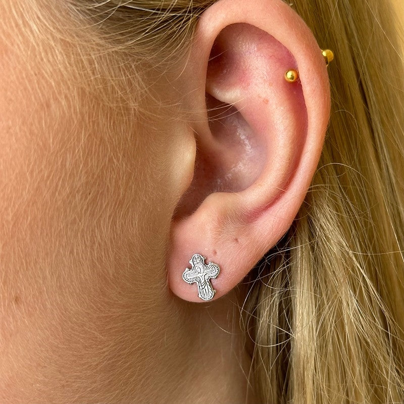 Dagmarkors øreringe i rhodineret sølv fra Siersbøl