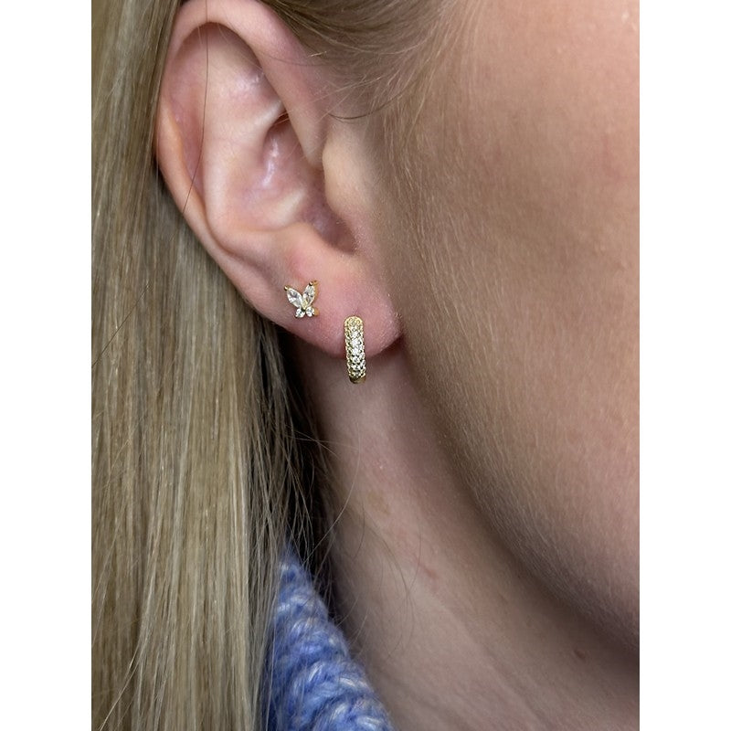 Vanessa creoler i 18 karat forgyldt sølv med hvide zirkonia fra MerlePerle, 8 mm