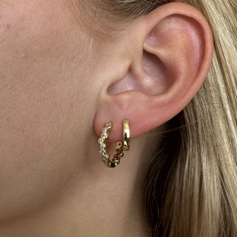 Jenny creoler i forgyldt sølv med zirkonia fra MerlePerle (17 mm)