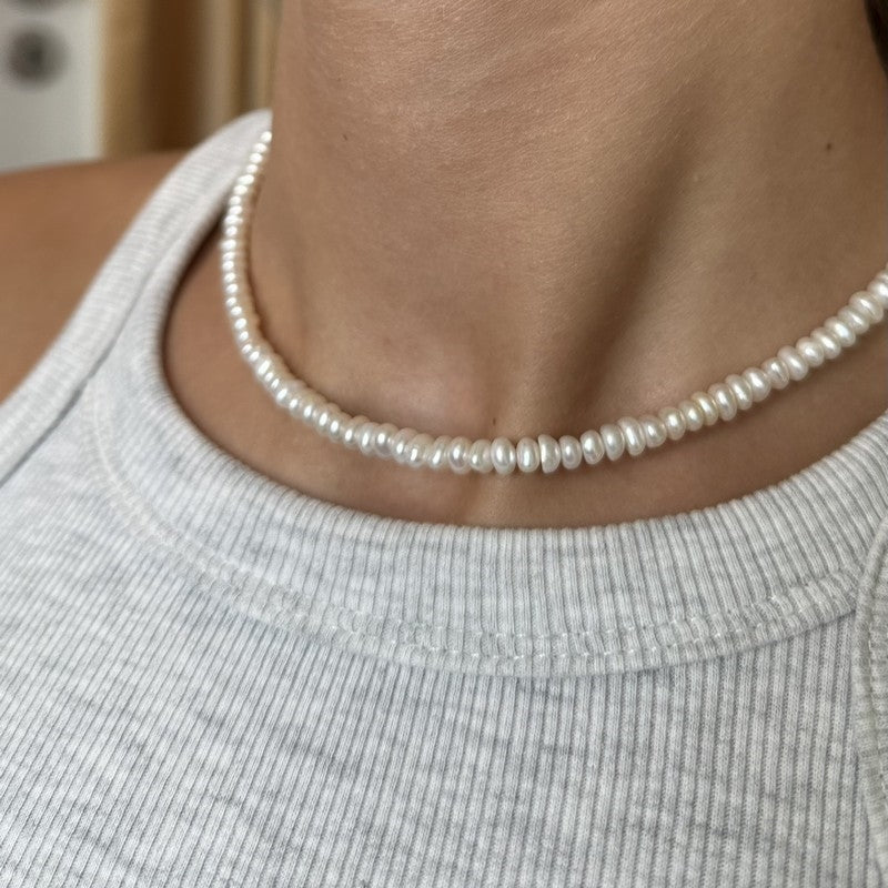 Maja perlehalskæde i 18 karat forgyldt sølv fra MerlePerle 38+3 cm