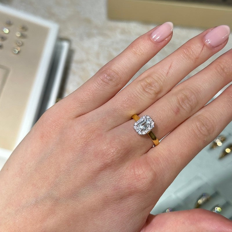 Aagaard rosetring i 9 eller 14 karat guld med 0,90 ct lab grown diamanter