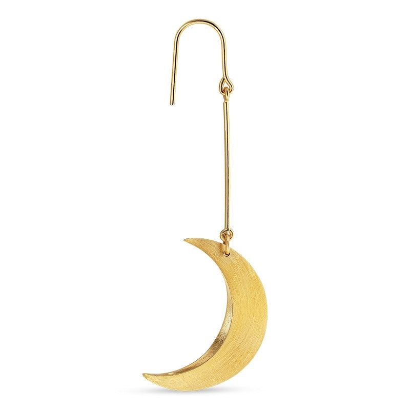 Half Moon ørering i forgyldt sølv med månevedhæng fra Jane Kønig.