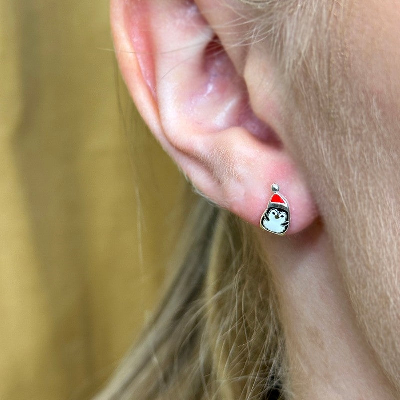 ByBirch sølvøreringe med pingvin og nissehue