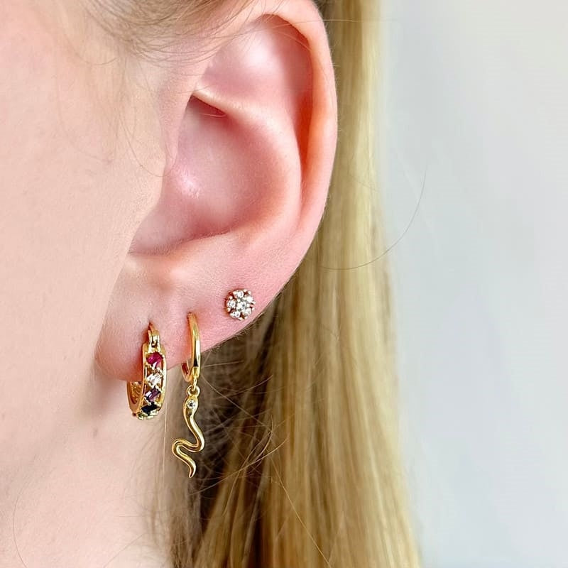 Aurora øreringe i 18 karat forgyldt sølv med lyserøde og hvide zirkonia fra MerlePerle