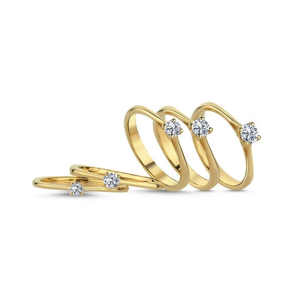 The One diamantring fra Nuran i 14 karat guld med diamant på 0,07–0,38 ct.