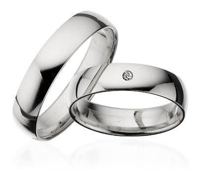 Scrouples vielsesringe i sterlingsølv, 5 mm glat ring med diamant – nærbillede af sten