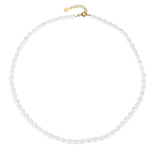 Mimi perlehalskæde i 18 karat forgyldt sølv med ovale ferskvandsperler 36+3 cm fra MerlePerle