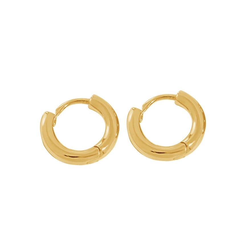 Billie creoler i 18 karat forgyldt sterlingsølv, blanke og hule, 11 mm fra MerlePerle.