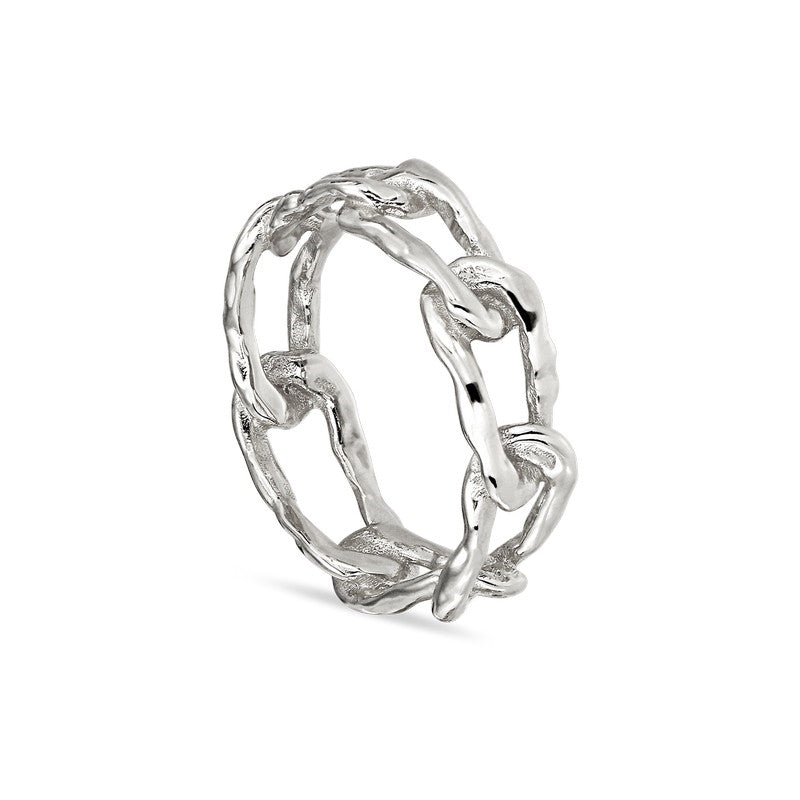 Medium Space Link ring i 925 sterlingsølv fra Jane Kønig – blank, skulpturel ring med aflange led fra SPACE MARY kollektionen.