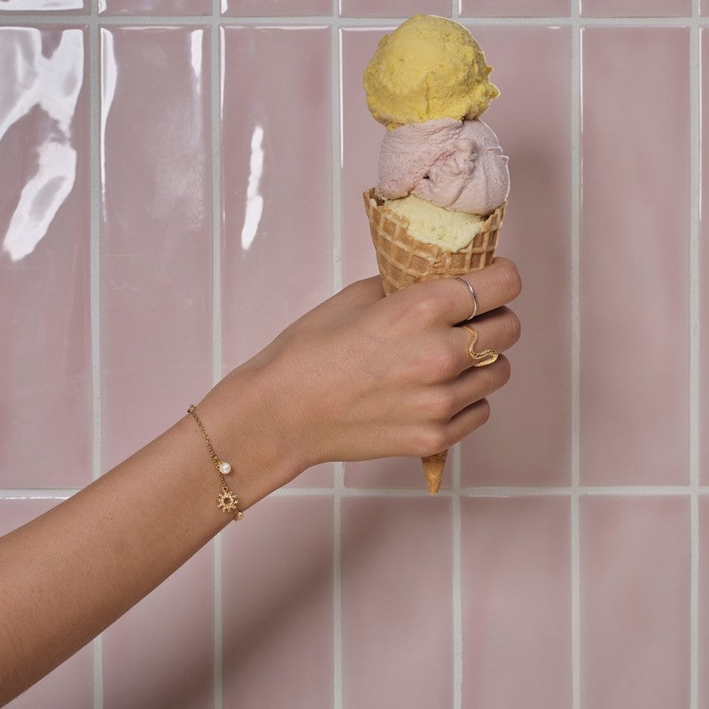 SPACE52 sølvarmbånd med sol og ferskvandsperle – Nordahl Andersen