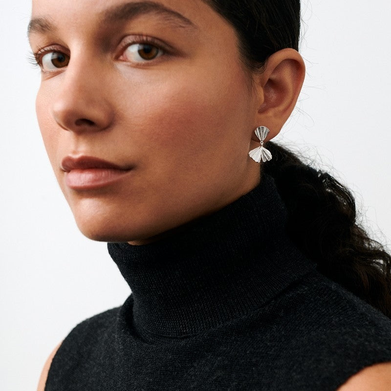 Autumn Leaf øreringe i sølv fra Pernille Corydon