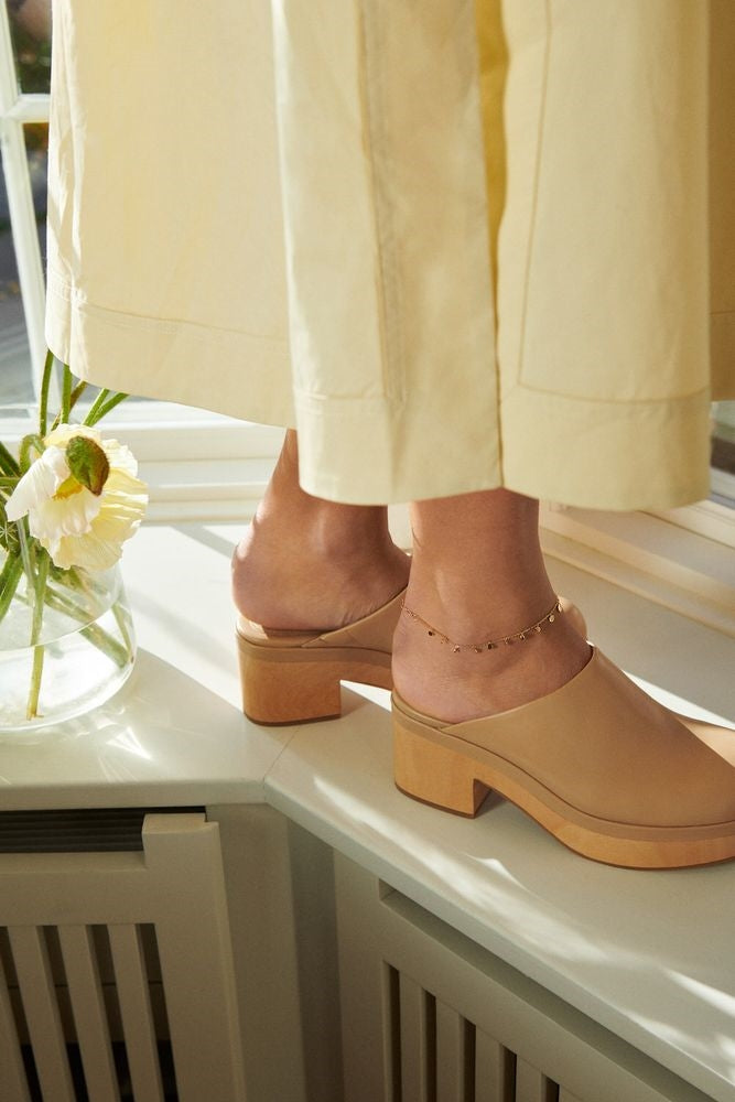 Sheen ankelkæde i forgyldt sølv fra Pernille Corydon 23–26 cm