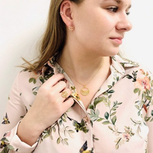 Daylight ørestikker i forgyldt sølv fra Pernille Corydon (11 mm)