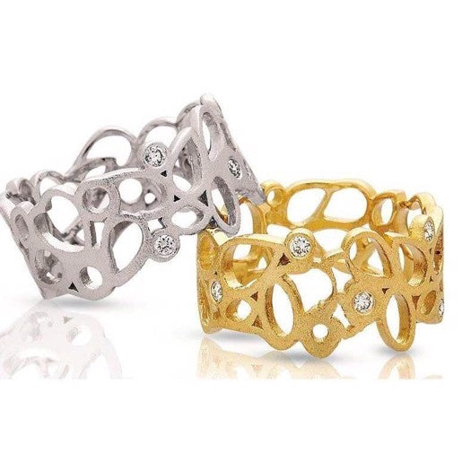 Hjerteringe fra Nuran i 14 karat guld og hvidguld med 5 diamanter – Petit-serien.