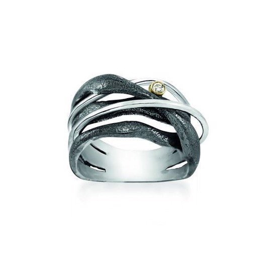 Rabinovich Witch Hazel ring i sort oxyderet sølv med 14 kt guld og 0,05 ct diamant.