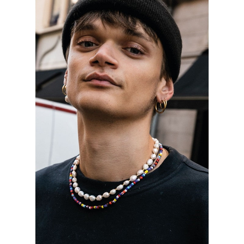 Noah halskæde fra Samie i rustfrit stål med farvede glasperler 50 cm