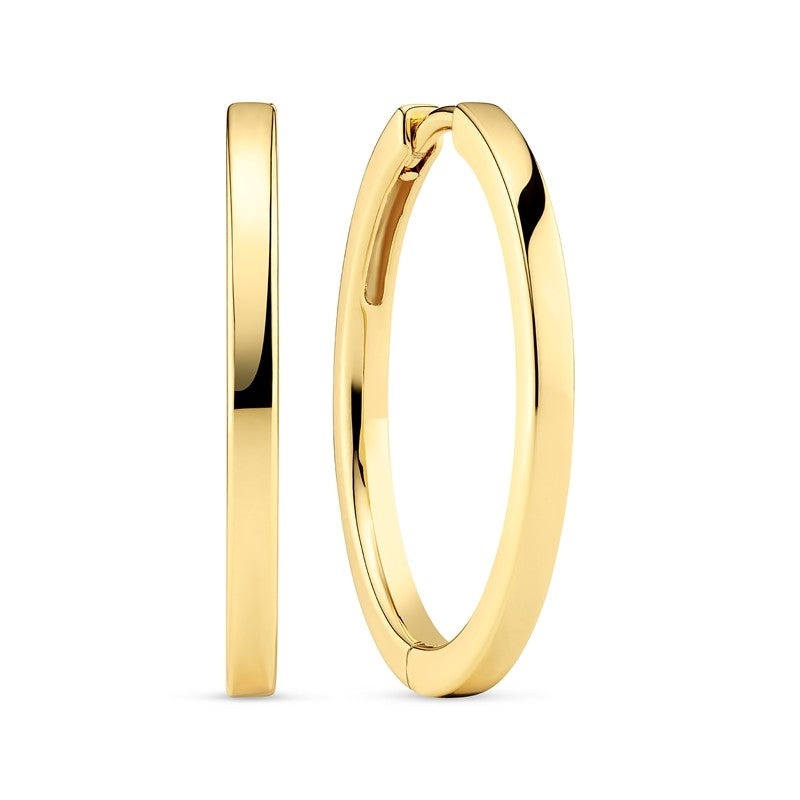 Ellera Pianura øreringe fra Sif Jakobs Jewellery i 18 karat forgyldt sterlingsølv med blankpoleret overflade og 24 mm diameter.