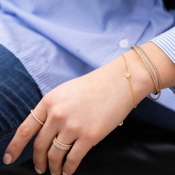 Sif Jakobs Ellera ring i 18 karat forgyldt sølv med hvide zirkoner