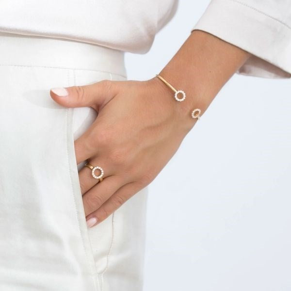 Sif Jakobs Biella Piccolo ring i 18 karat forgyldt sølv med hvide zirkoner (11 mm)