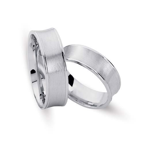 Tidløse Nuran vielsesringe i rhodineret sølv med frostet overflade