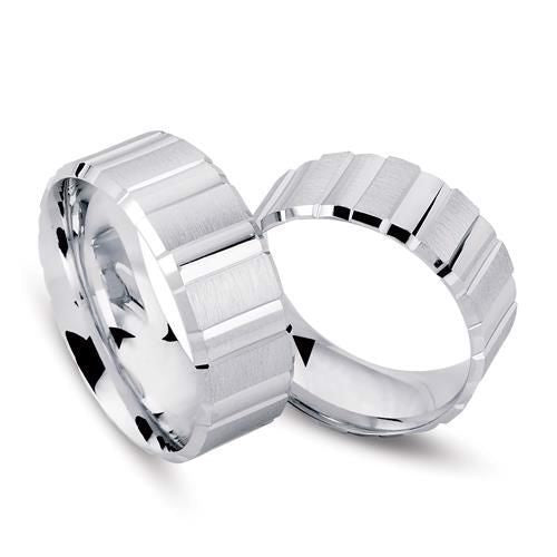 Unikke Nuran vielsesringe i rhodineret sølv med grafisk mønster