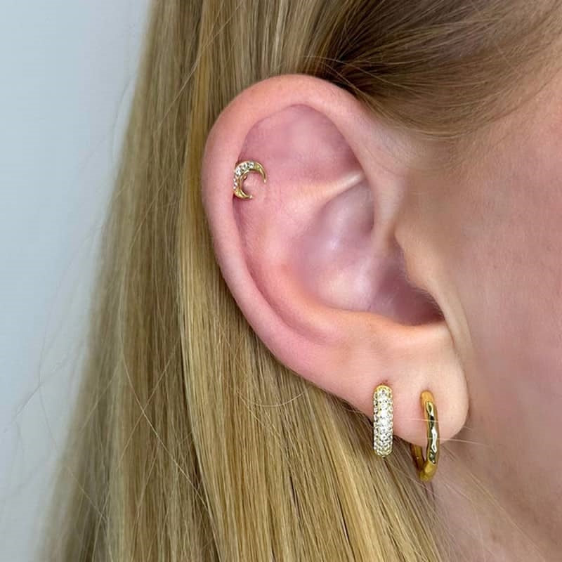 Alison ørestikker i 18 karat forgyldt sølv med zirkonia fra MerlePerle