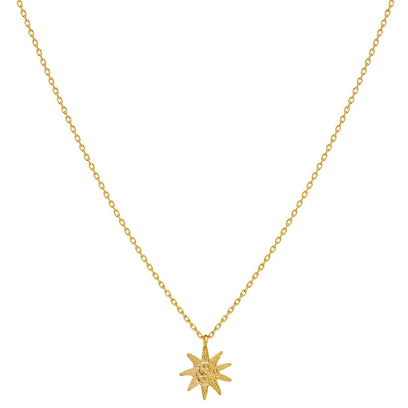 Soleima halskæde i forgyldt sølv fra Maanesten 43+3 cm med smallt solvedhæng.
