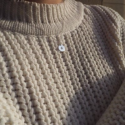 Jane Kønig lovetag vedhæng i sterlingsølv (bogstaver)