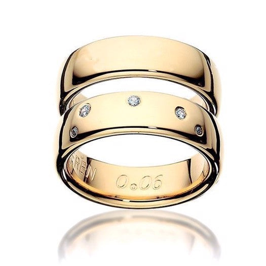 Scrouples vielsesringe i 14 eller 8 karat guld, blanke 6 mm med vædderens stjernebillede og diamanter.