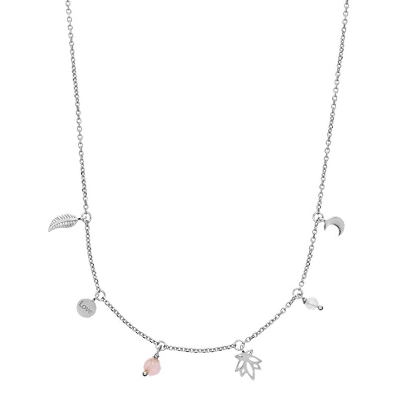 Izabel Camille x Mie Moltke halskæde i sterlingsølv med vedhæng af måne, krystal, lotus, rosenkvarts, fjer og indgraveret plade.