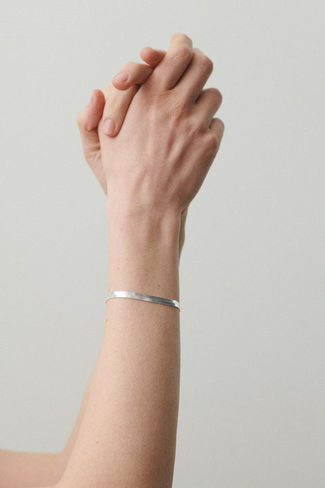 Edith armbånd i forgyldt sølv fra Pernille Corydon 15–18 cm