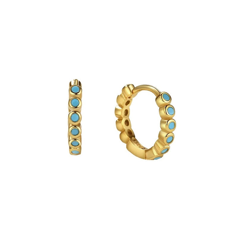 Faith hoops i forgyldt sølv med turkise sten fra ByBirch