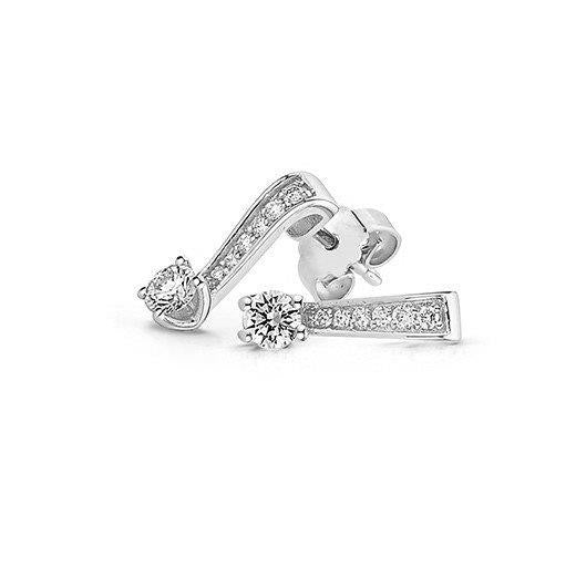 Bella ørestikker i 14 kt hvidguld fra Nuran med 0,26–0,66 ct diamanter