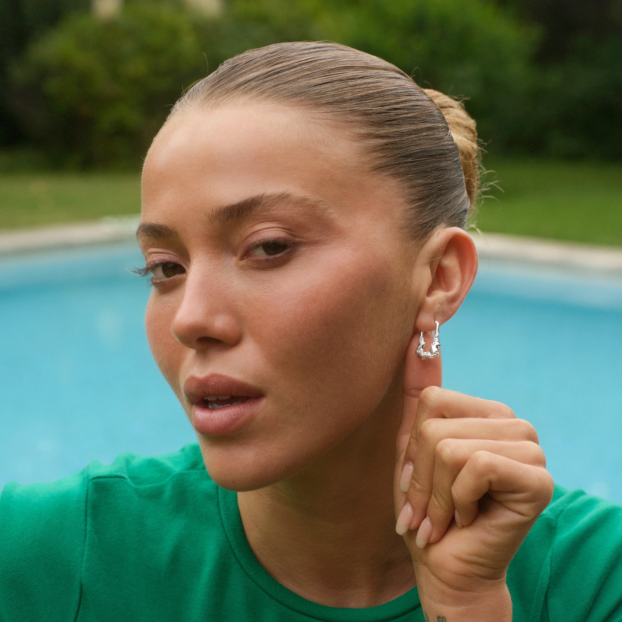 Camille Brinch Lumina Contrast Earrings sølv detalje