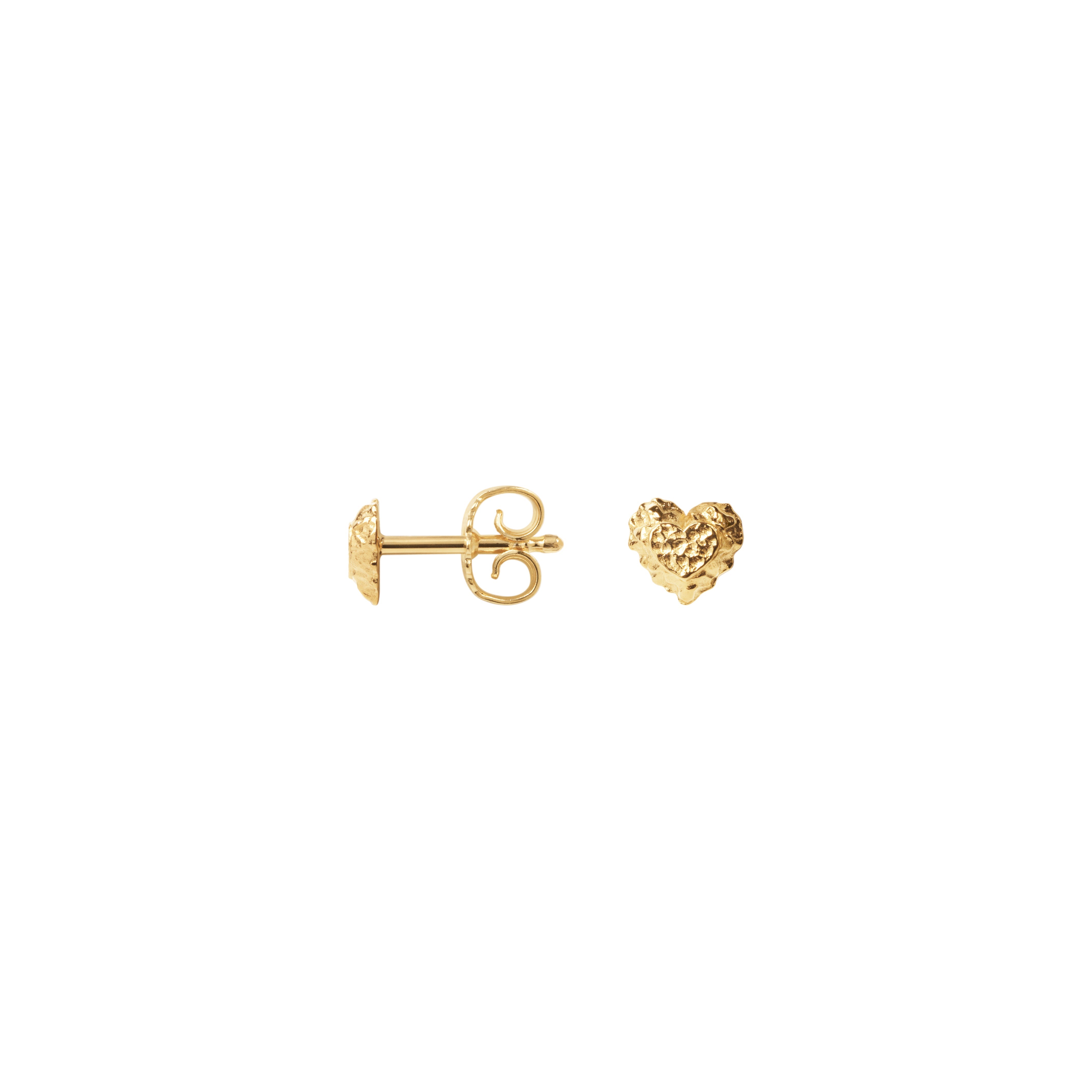 Camille Brinch Sparkly Heart ørestikker i 22 kt forgyldt 925 sterlingsølv med hjerteform og gnistrende sten.