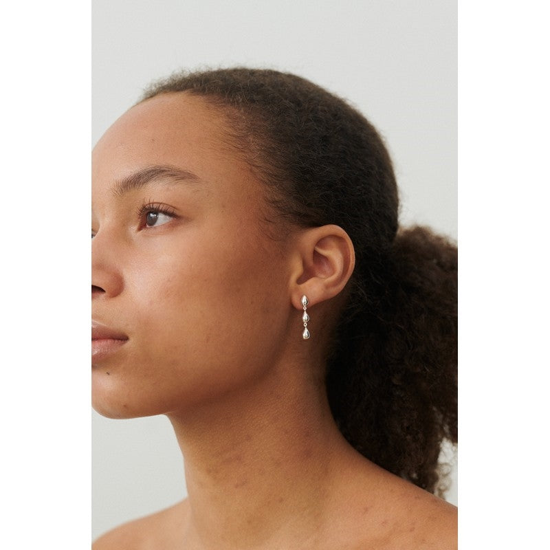 Forgyldte sølvøreringe med dråber fra Pernille Corydon (25 mm)