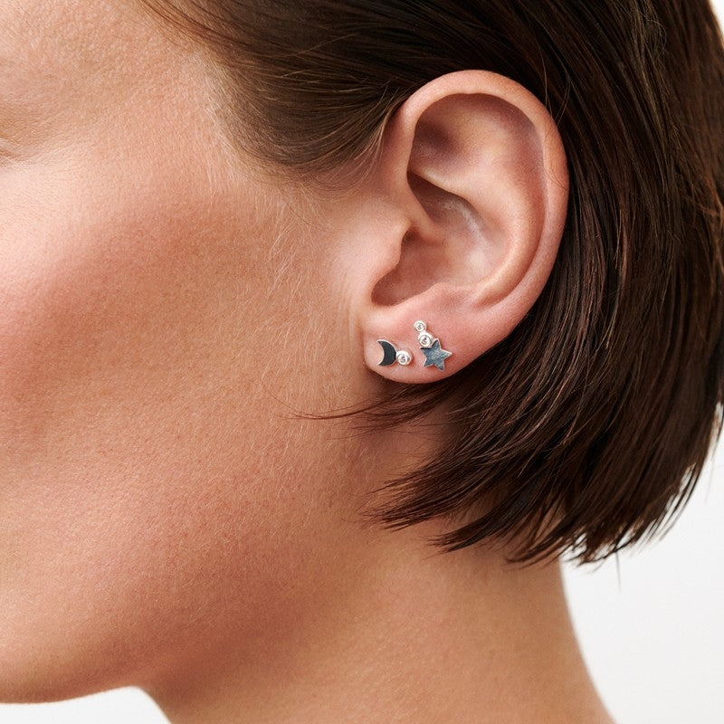 Twinkle øreringe i 18 karat forgyldt sølv med zirkonia fra Pernille Corydon