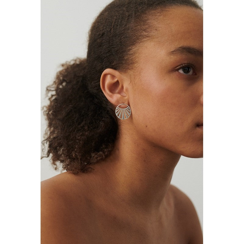 Misty Light ørestikker i forgyldt sølv fra Pernille Corydon 20 mm