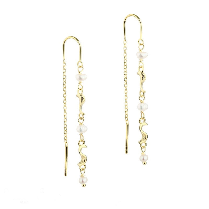 Aqua Dulce rhumba ørehængere i forgyldt sølv med ferskvandsperler 5 cm