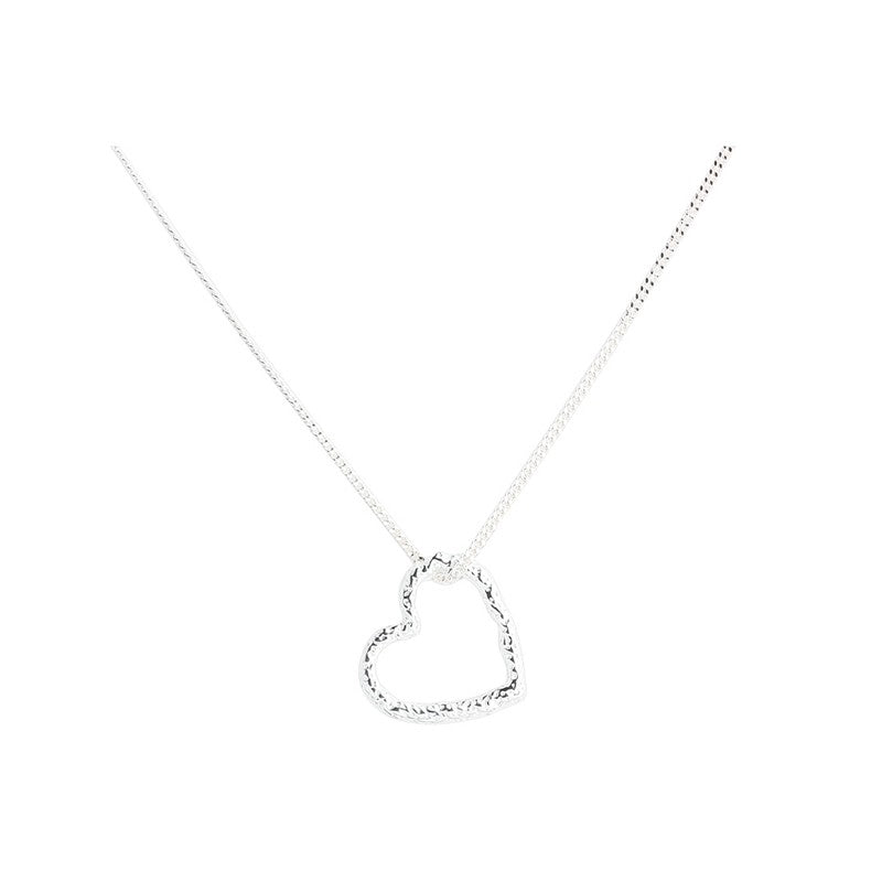 Aqua Dulce Love Me halskæde i 925 sterlingsølv med hamret hjertevedhæng, 45+3 cm.