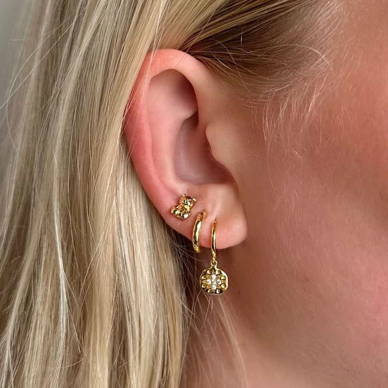 Smilla Small creoler i 18 kt forgyldt sølv fra MerlePerle, 12,5 mm