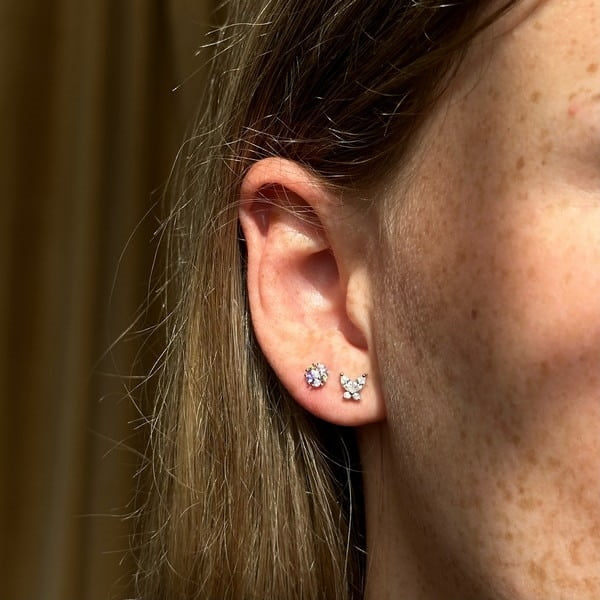 Lara ørestikker i sølv med zirkonia fra MerlePerle