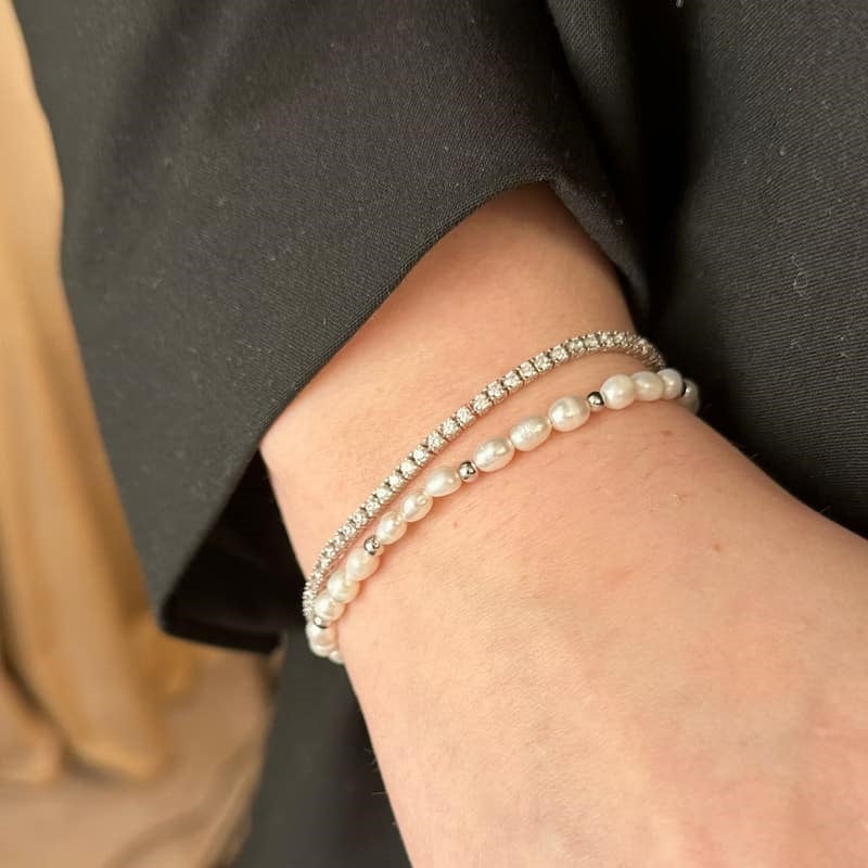 Tine armbånd i sølv med zirkonia fra MerlePerle