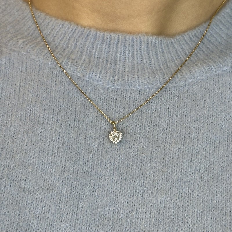 Hjertevedhæng i 8 kt guld med zirkonia og forgyldt kæde 45 cm fra Smykkecenter