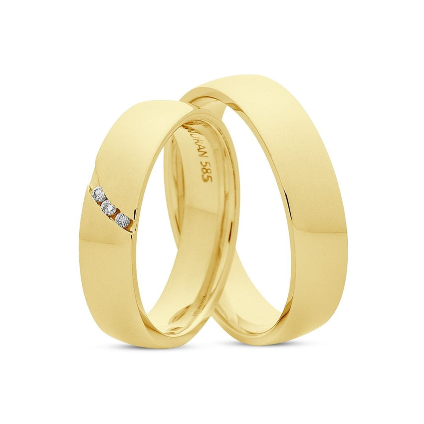 Nuran vielsesringe i 8 eller 14 karat guld med 0,03 ct diamanter