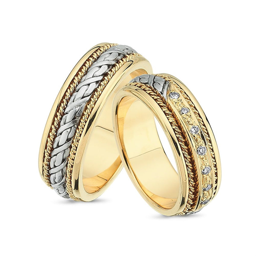 Unikke Nuran vielsesringe i 14 karat guld med 0,14 ct diamanter